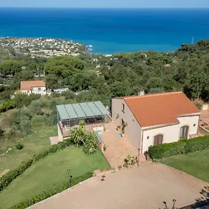 Le Ginestre Bed & Breakfast